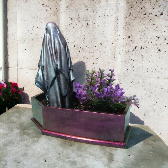 Aquarium Decoration  Creepy Phantom Coffin with Colorful Plant. - Picture 7 of 7